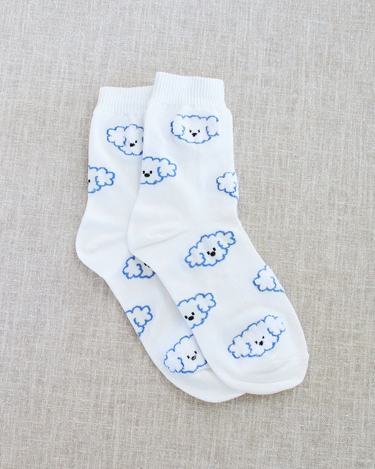 MULTIPLE WHITE SHEEP SOCKS