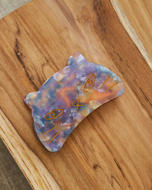 blue cat hair clip