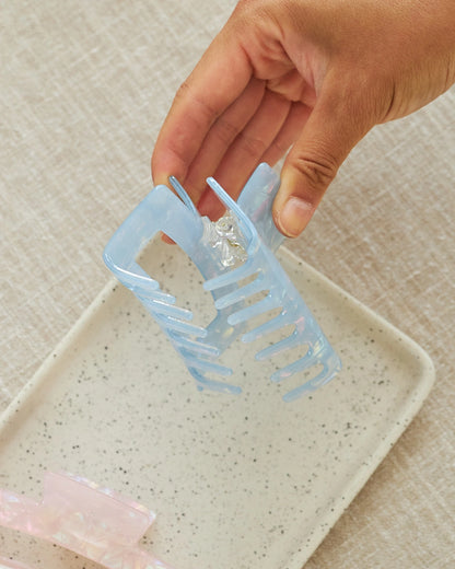 blue rectangular hair clip 