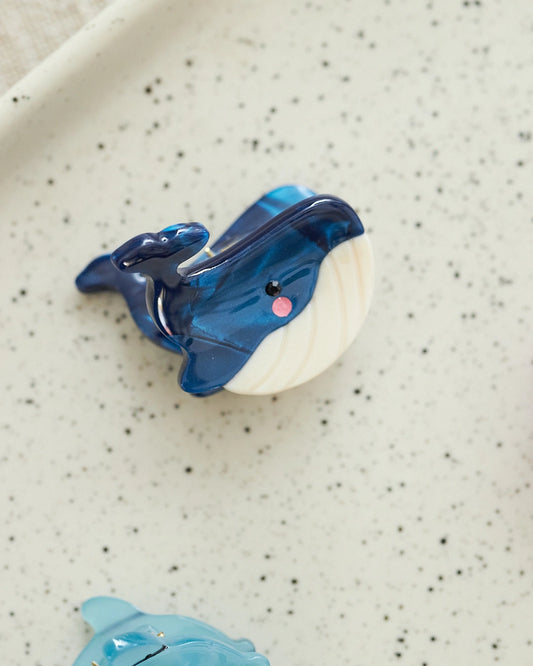 mini whale hair clip