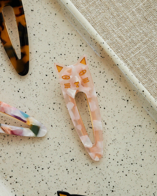 pink cat hair clip